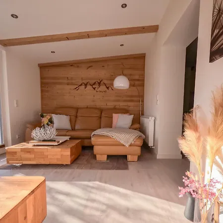 Haeusli, Klimaanlage, Terrasse, Smart Tv * ורניגרוד