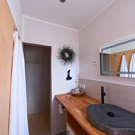 Haeusli, Klimaanlage, Terrasse, Smart Tv