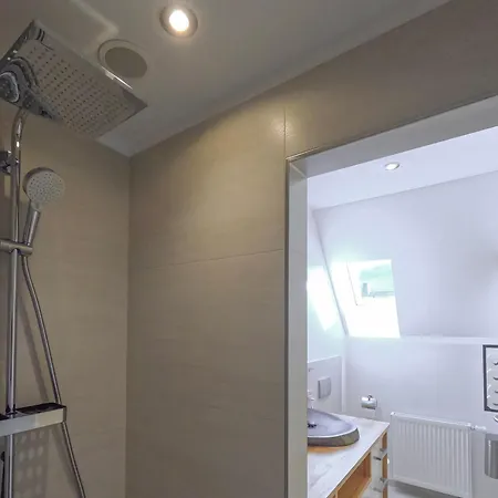 דירה Haeusli, Klimaanlage, Terrasse, Smart Tv