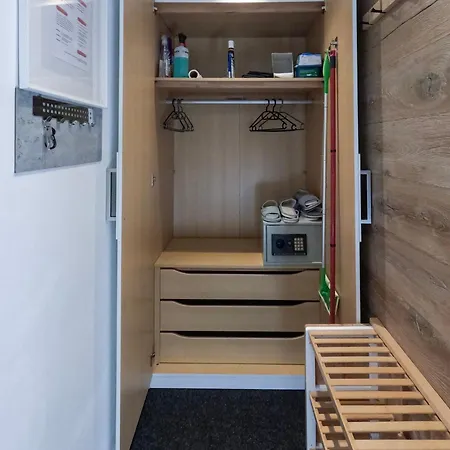 Haeusli, Klimaanlage, Terrasse, Smart Tv דירה *